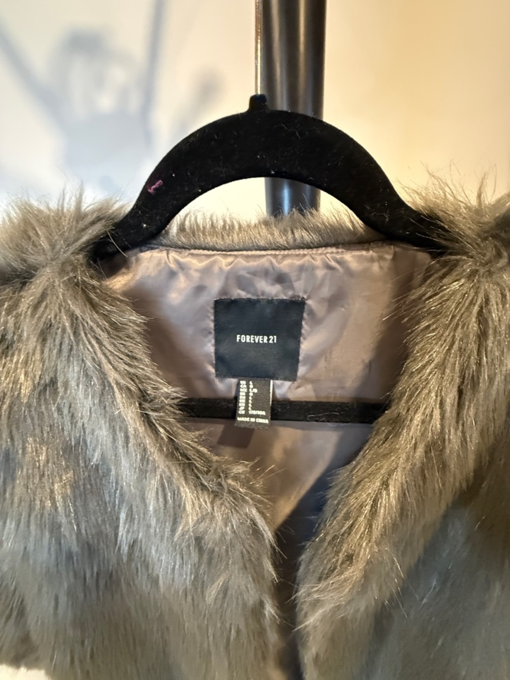 ‼️SOLD‼️Forever 21 Gray Faux Fur Teddy Jacket - Picture 4 of 6